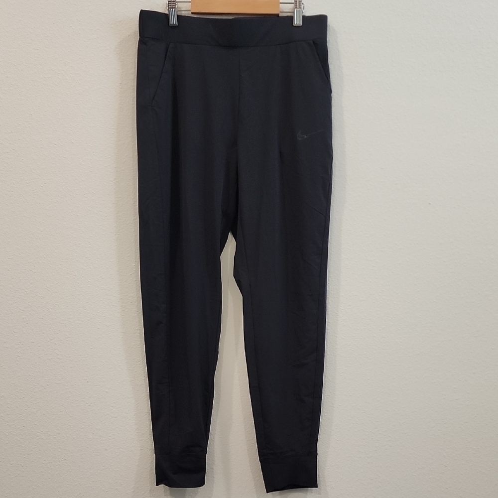 Nike Women's Bella Jogger